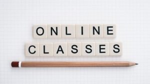 advantages and disadvantages of online classes